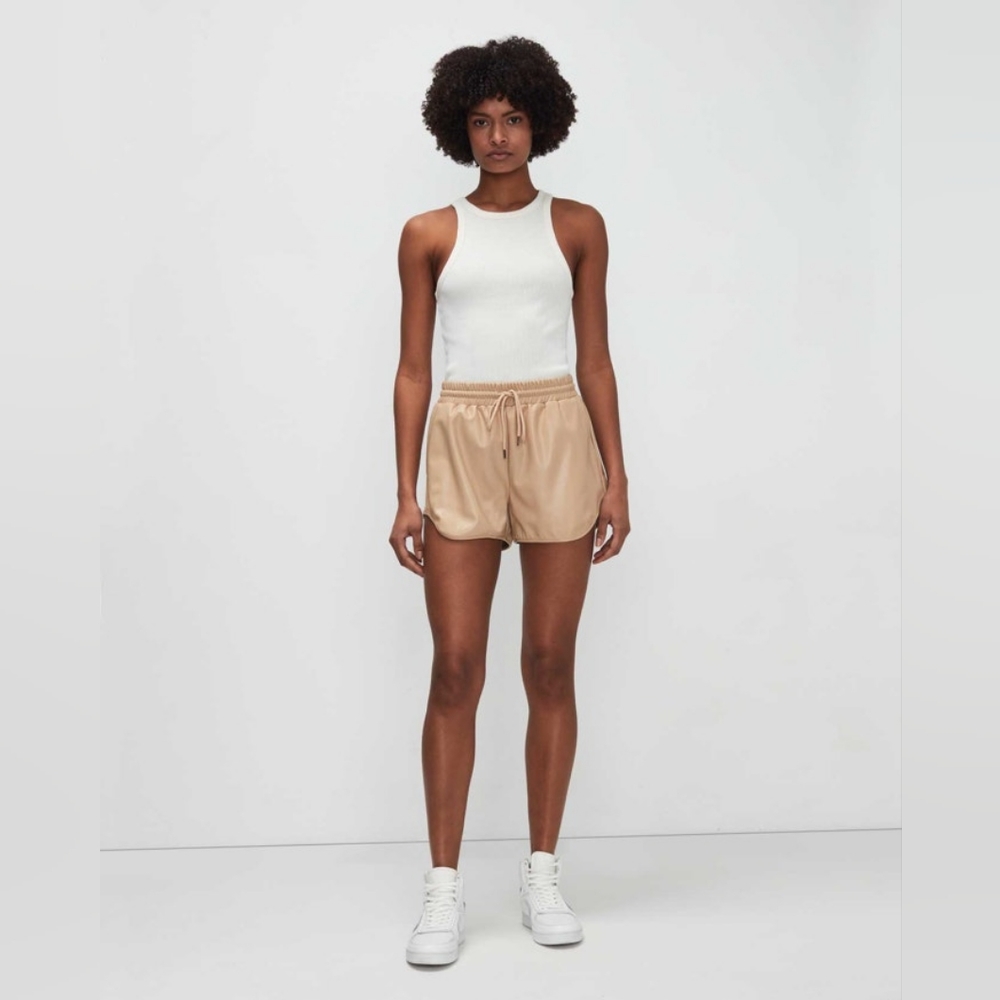 7 For All Mankind Vegan Leather Side Slit Shorts in Light Khaki Medium